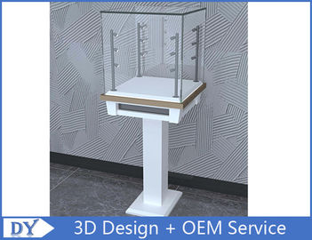 3D-ontwerp Moderne houten gehard glas sieraden displaycase voor winkelcentrum