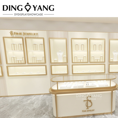 Diamant juwelen showroom ontwerp combinatie van praktischheid en schoonheid